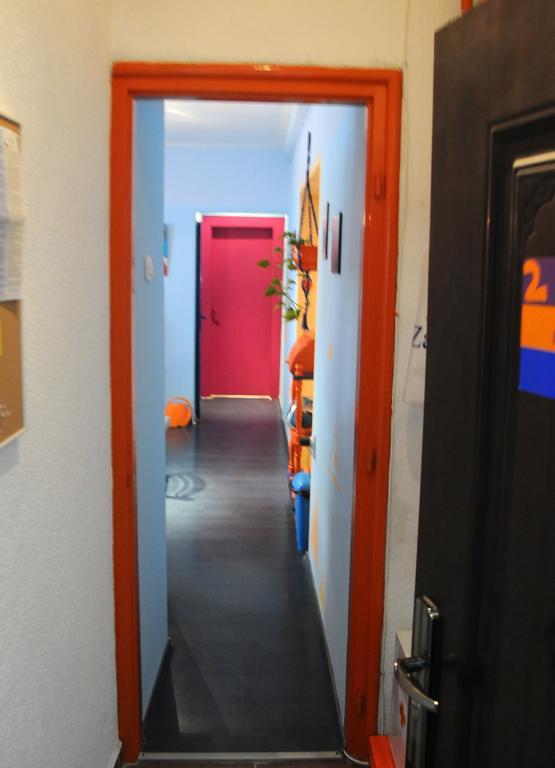 Apartment Orange Purple Blue ซาเกร็บ ห้อง รูปภาพ