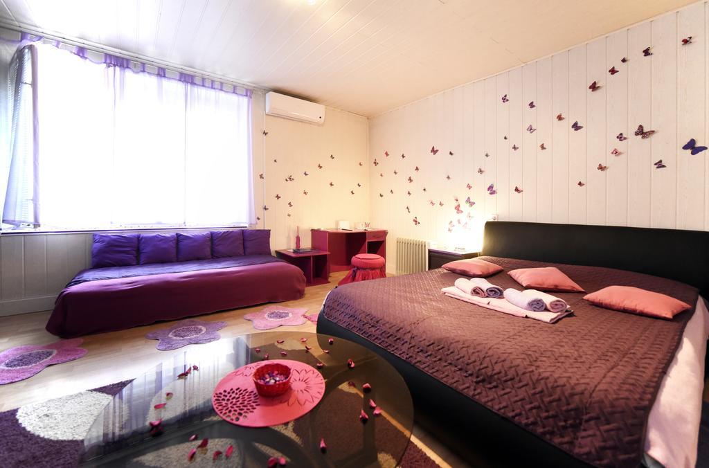 Apartment Orange Purple Blue ซาเกร็บ ภายนอก รูปภาพ